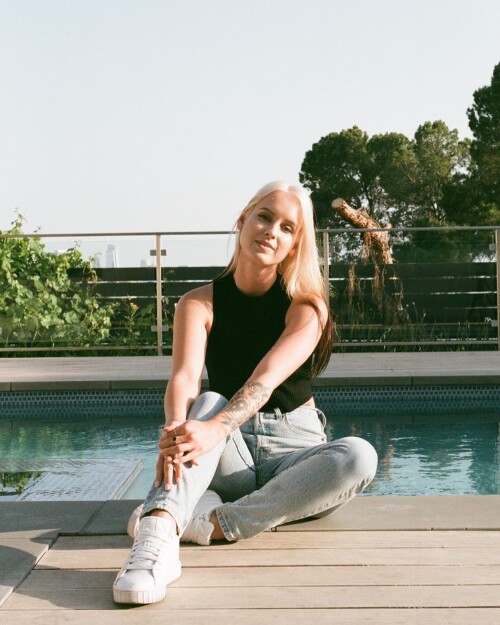 Sonja Reid aka OMGitsfirefoxx - img_0045.jpg