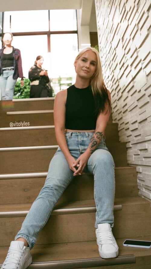 Sonja Reid aka OMGitsfirefoxx - img_0049.jpg