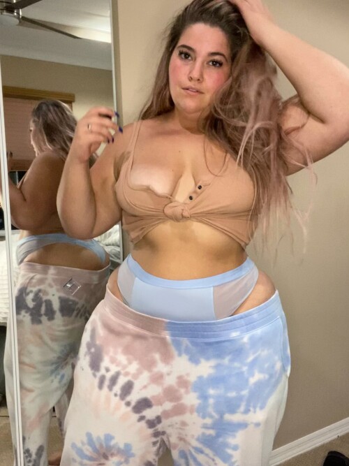 Sampaige/Thebigbootybarbie - img_0095.jpg