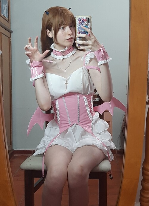 Kiki Glitter Cosplay - img_0049.jpg