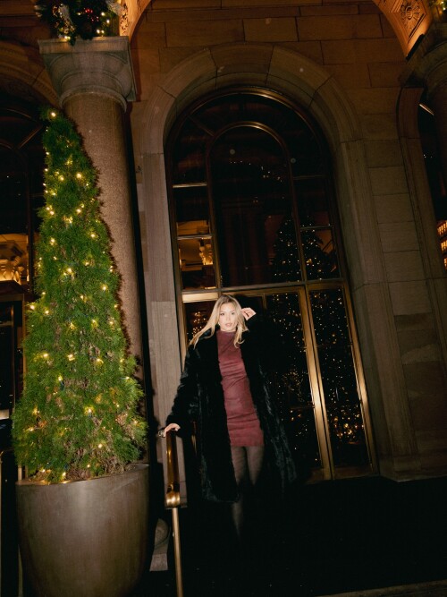 Vitoria Almeida vitoriaalmeiddaa - img_0045.jpg