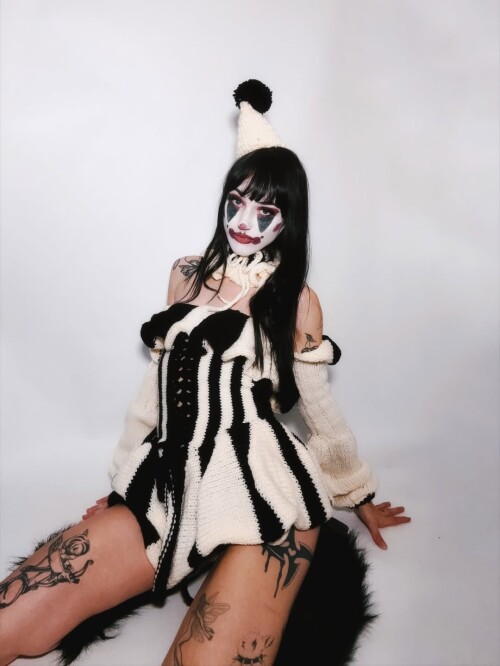 y2knots/carolinemoorenc - img_0021.jpg