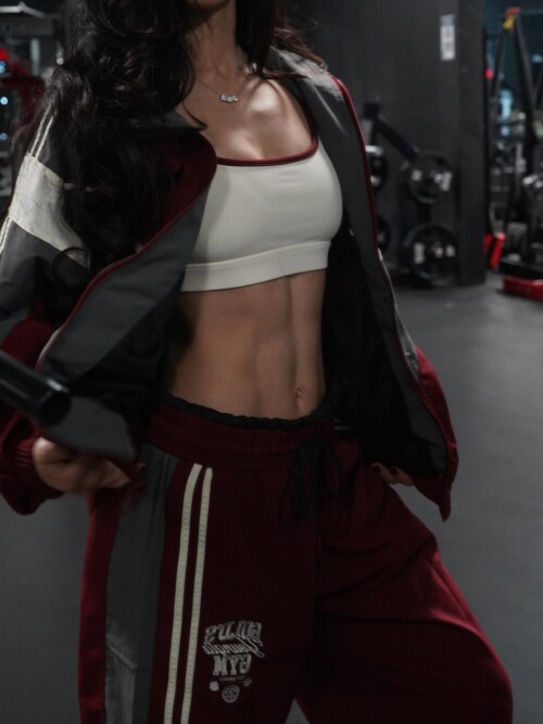 Nona Bayat / nonabayat - img_0053.jpg